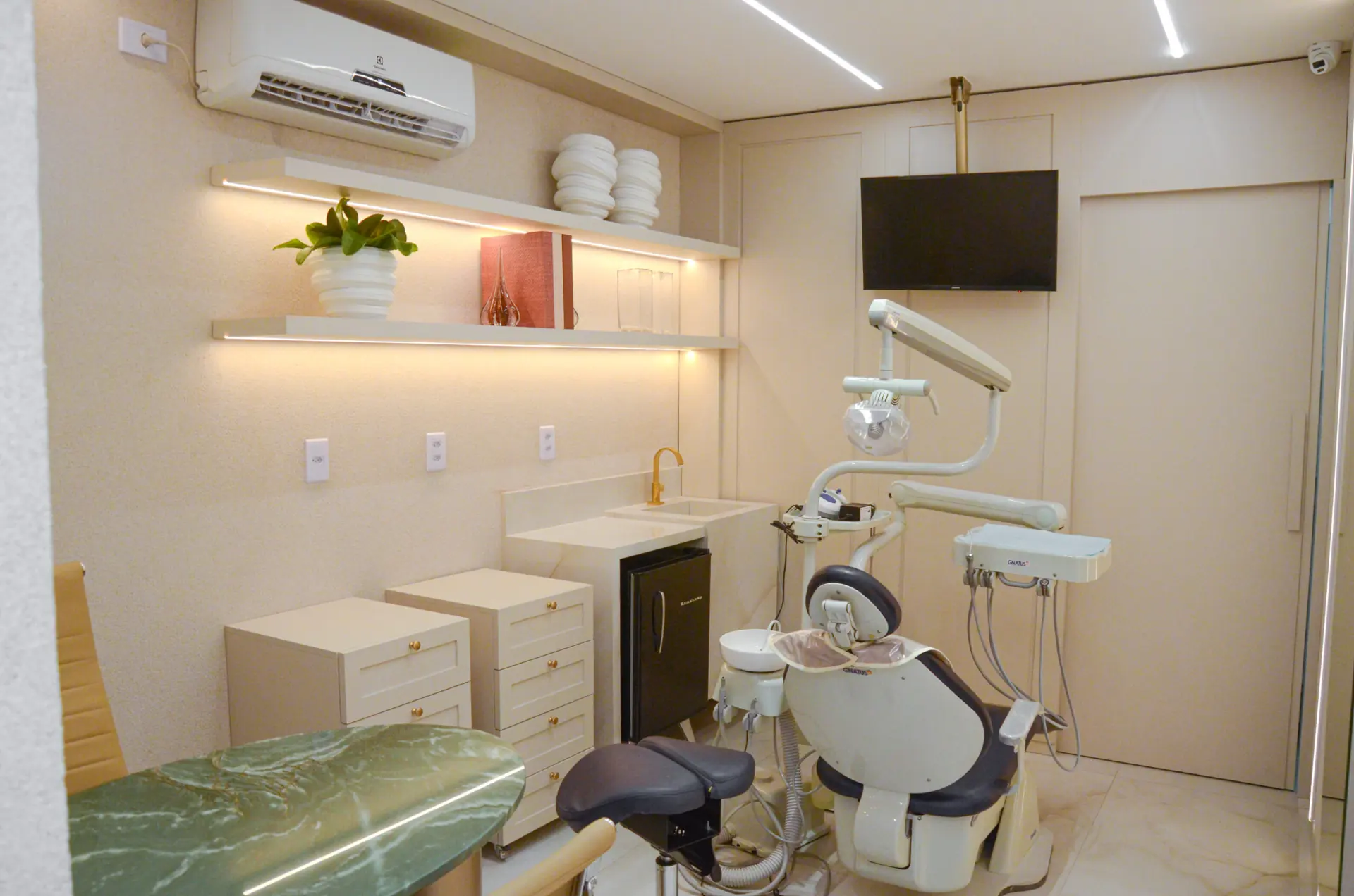 Estrutura do Espaço Odontológico Dra. Emanuelly Figueiredo, clínica odontológica com dentistas em Sousa-PB.